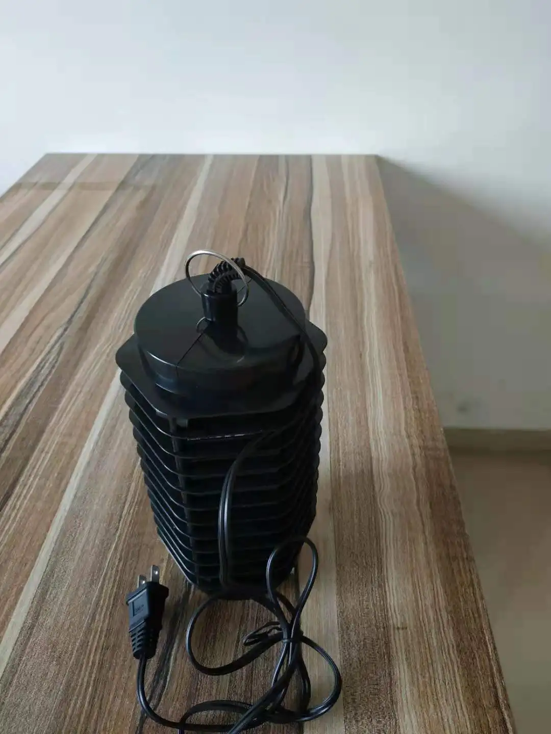 Use electronic mosquito insect trap with UV tube light killer lamp fly zapper