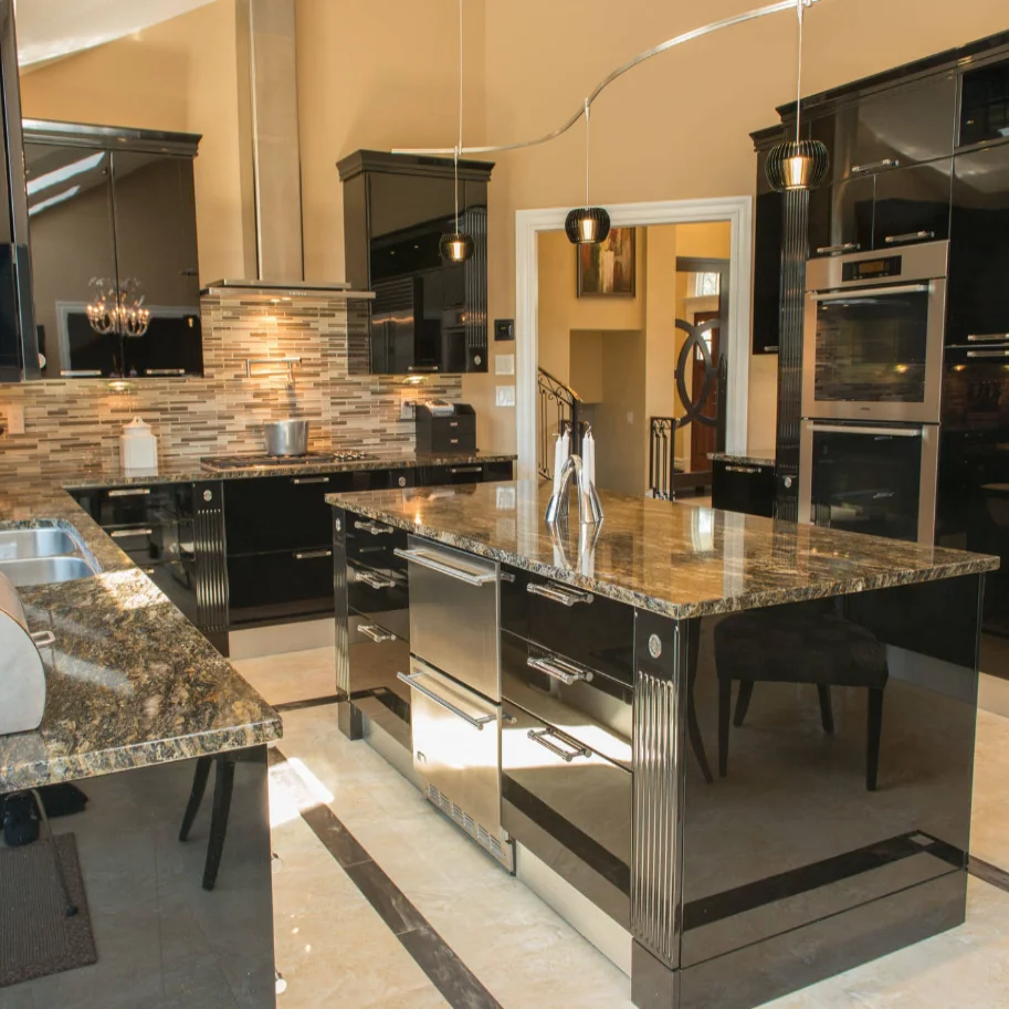 Factory Direct Sales High Gloss Black U-Shape Medium Kitchen Cabinet Modern Kitchen Furniture Design