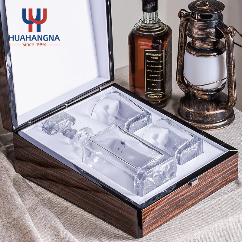 Personalized Square Liquor Whiskey Decanter and 2 Whisky Glasses Bar Set with Luxury Wood Storage Gift Box for Scotch Rum
