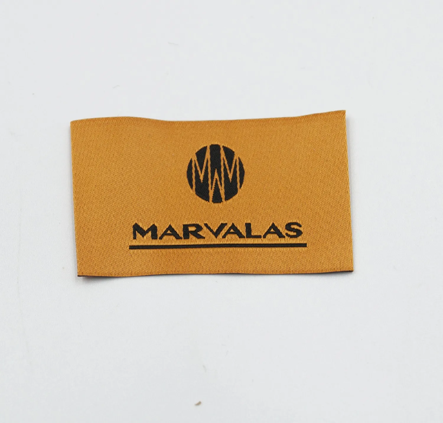 GRS Custom Made Fabric Labels for Children Clothing Tags and Label for Tshirts Logo End Folded Garment Textile Woven Tags