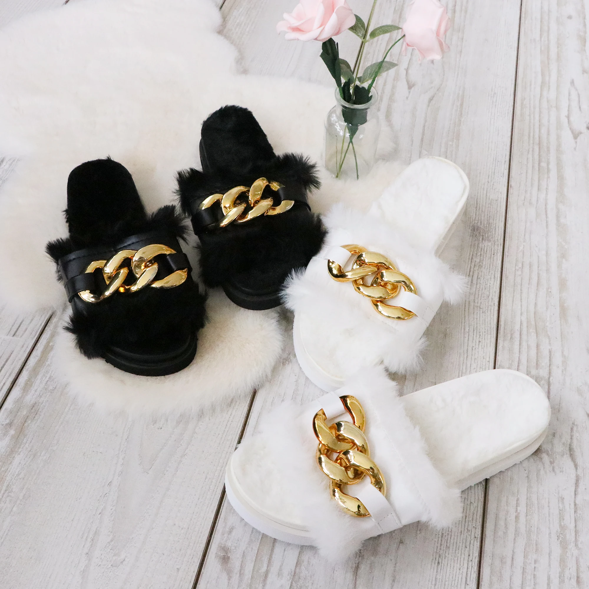 2021 New Arrivals Luxurious Fashion Furry Designer Women Fur Slipper
