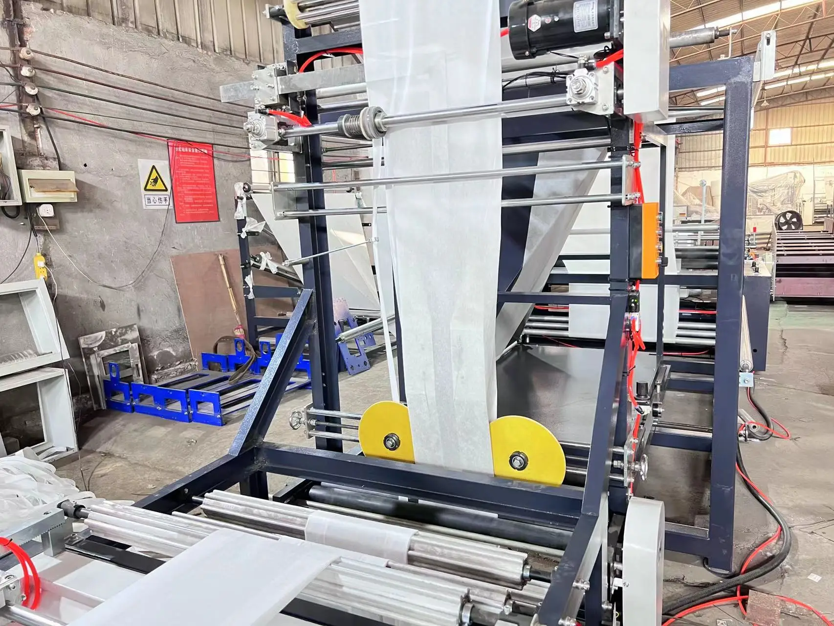 Fully Automatic Non-Woven Biodegradable Bag Making Machine