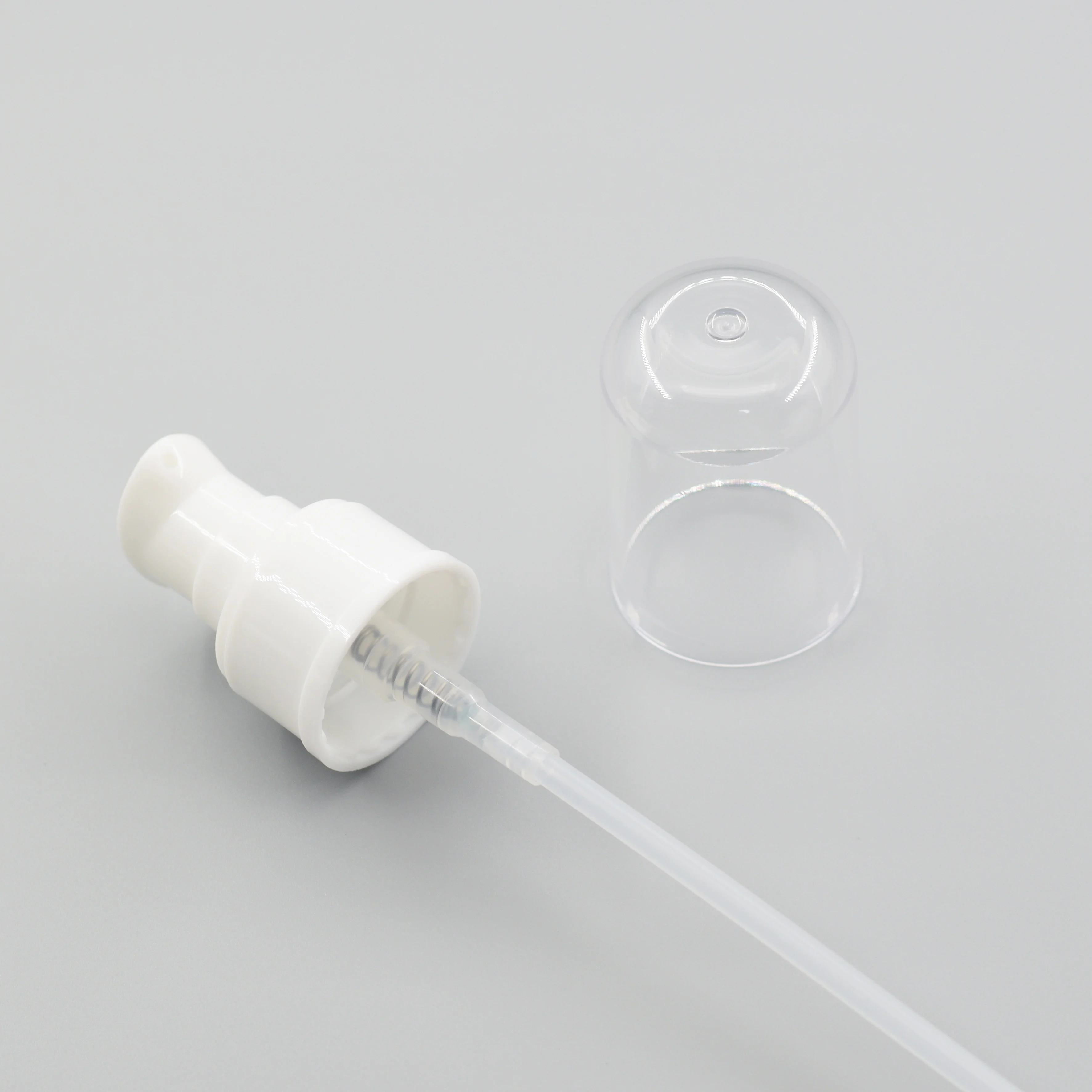 wholesale  OEM Colorful Cosmetic AS or PP Full Cover Plastic white smooth serum cream lotion 24/410 Treatment pump for bottles