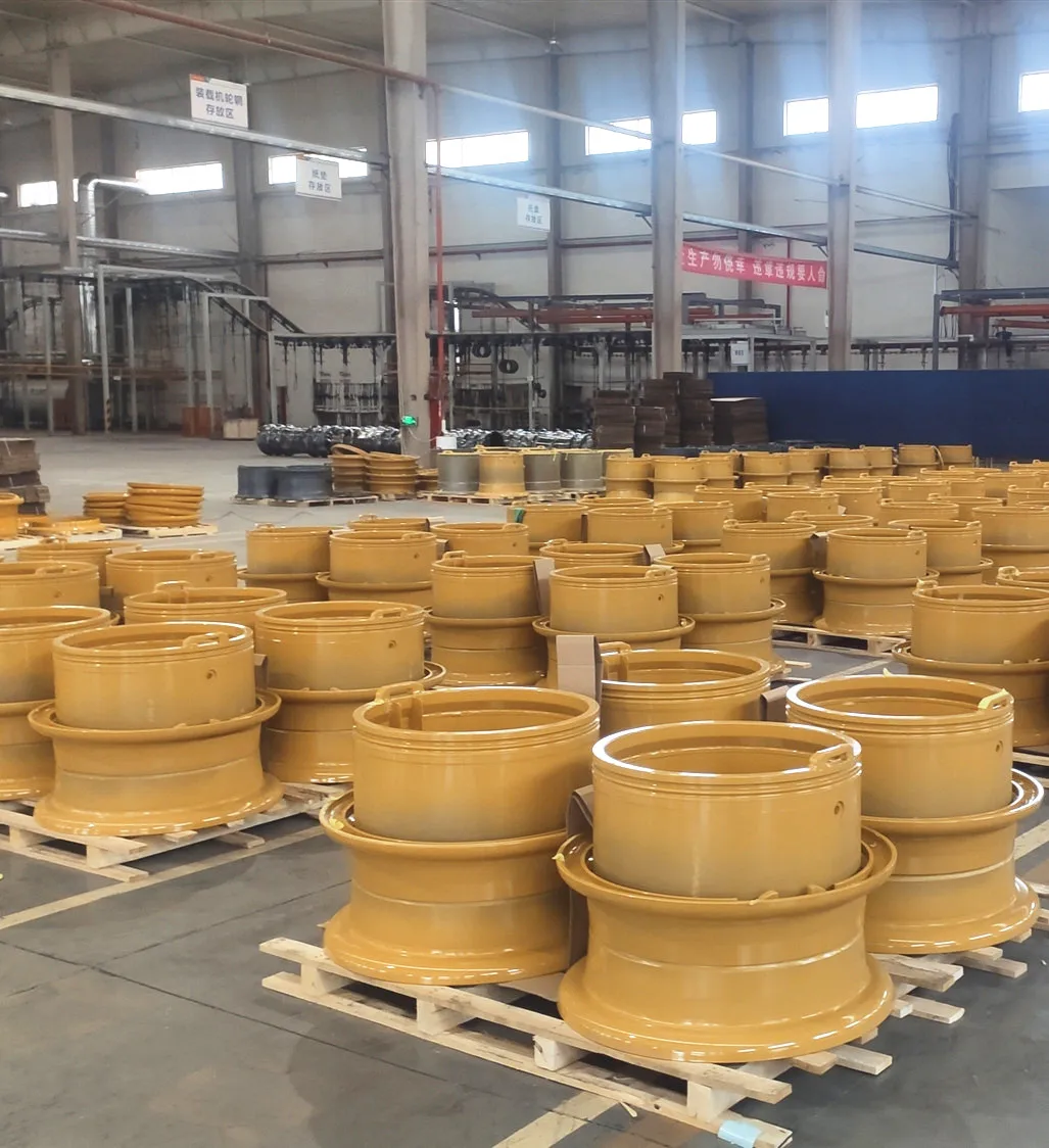 OTR Tubeless Steel Wheel Rim for Construction Machinery Equipment Wheel Loader CAT 775 Tyre 24.00R35 Wheel Rim 35-17.00/3.5