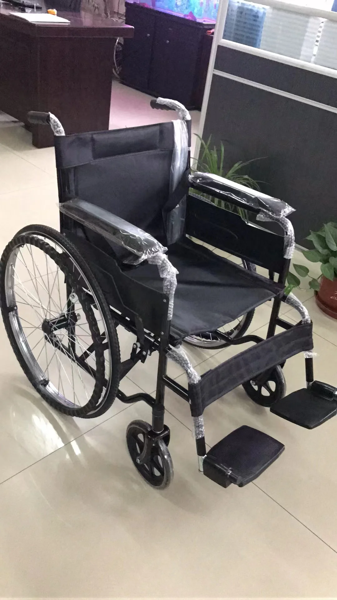 manual wheelchair.jpg
