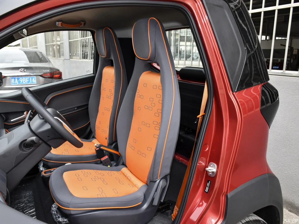 Baojun E100 Подержанный электрический автомобиль 160 км/ч скорость вторая рука