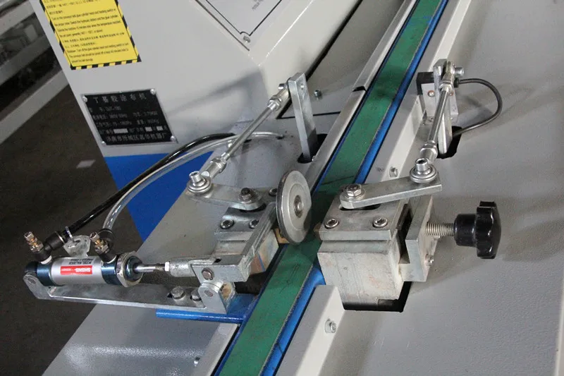 Butyl Extruder MachineTJ04/hengdi horizontal automatic Butyl Extruder Machine/double glass making machine