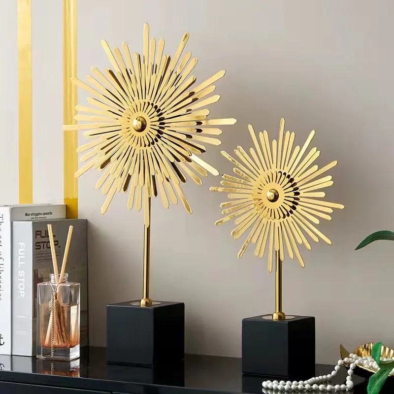 Luxury home decor accessories home decoration ornaments metal crafts decoration for living room