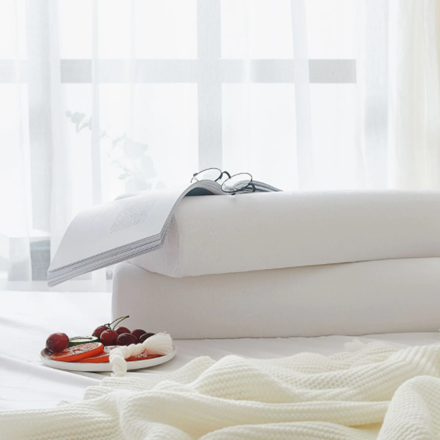 Hot-Selling Factory Direct Memory Foam Filler Pillows Soft Rectangular Polyester Seat Home Use Washable Removable Hotels