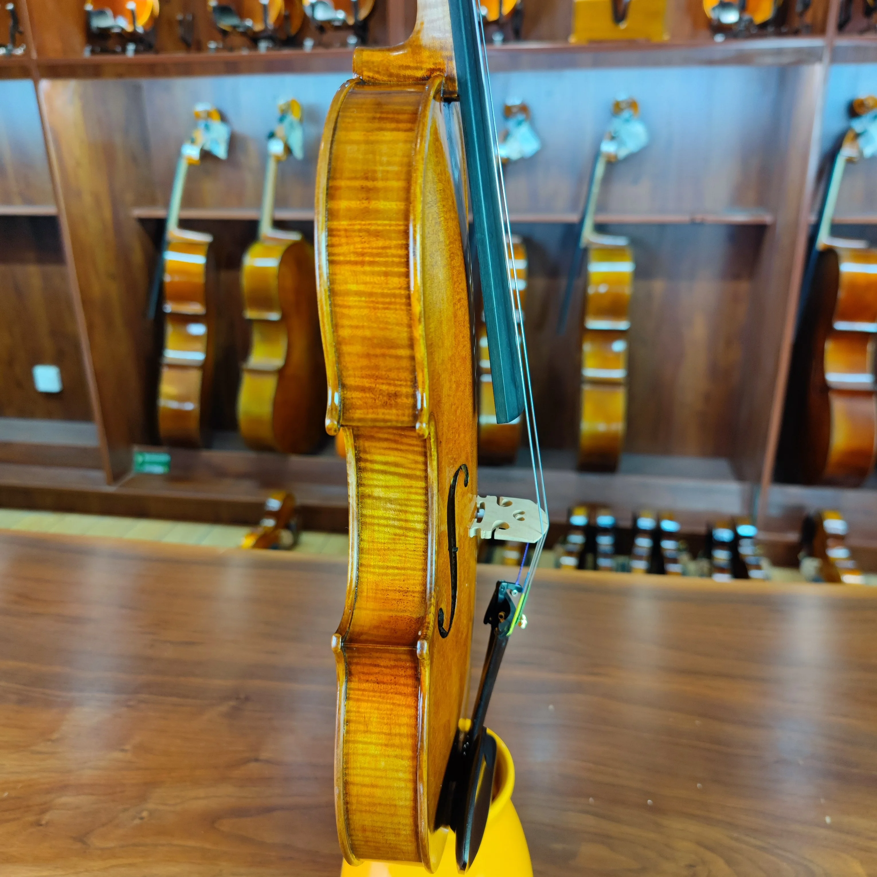 High Quality  professional  HandMade Violin made  with European wood