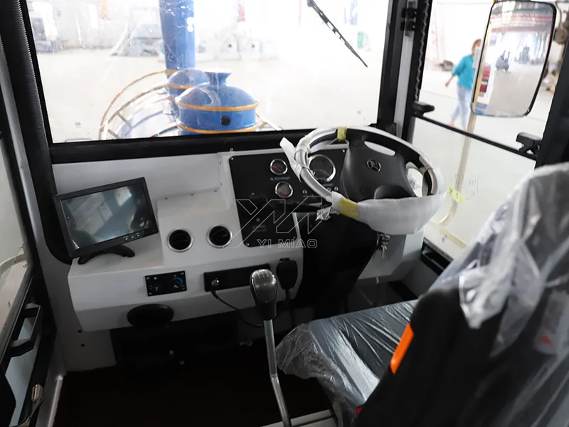 Yimiao 2023 New  Directly factory Big size 60 persons Diesel Train Battery Trackless Train Ride Road Train For Sale