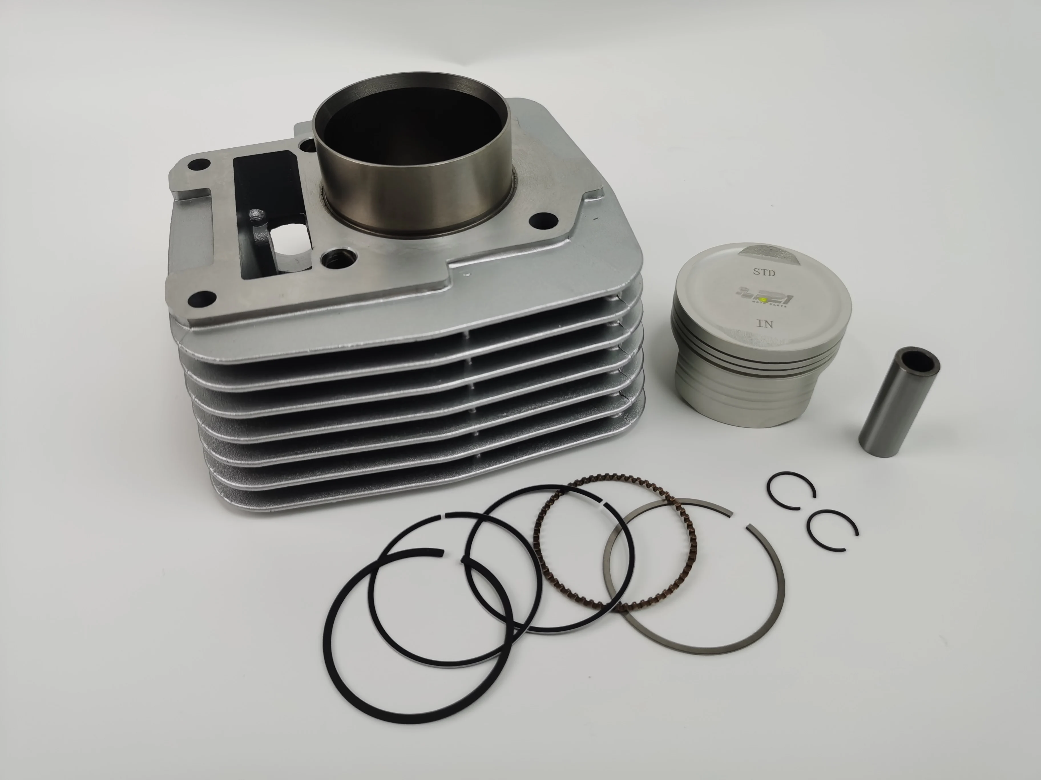 Manufacturer hot sale motorcycle parts and accessories motorcycle cylinder kit