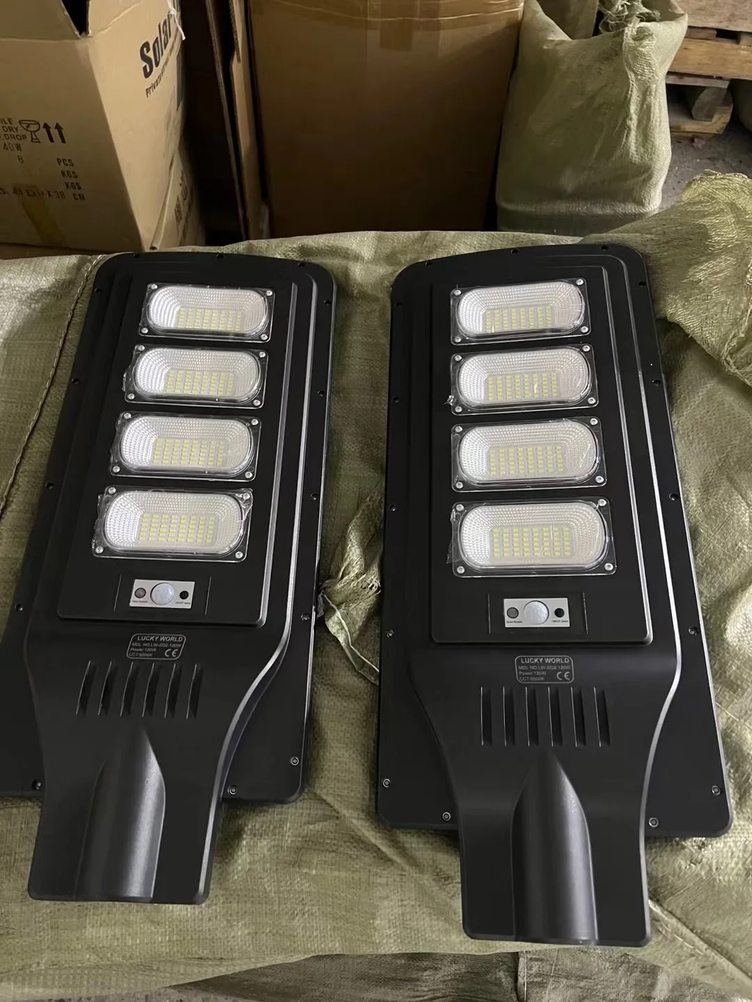 Hot Lampe Solaire Led Solar Lights Outdoor Street Lampadaire Solaire Pole Lighting Luces Led/Solar Street Light/Led Street Light