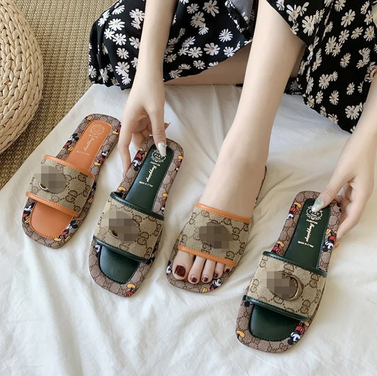 New Outdoor House Slippers Women Square Head Lady Sandals Slippers Woman Shoes Flat Sandals For Wom And Ladi Shoes Woman