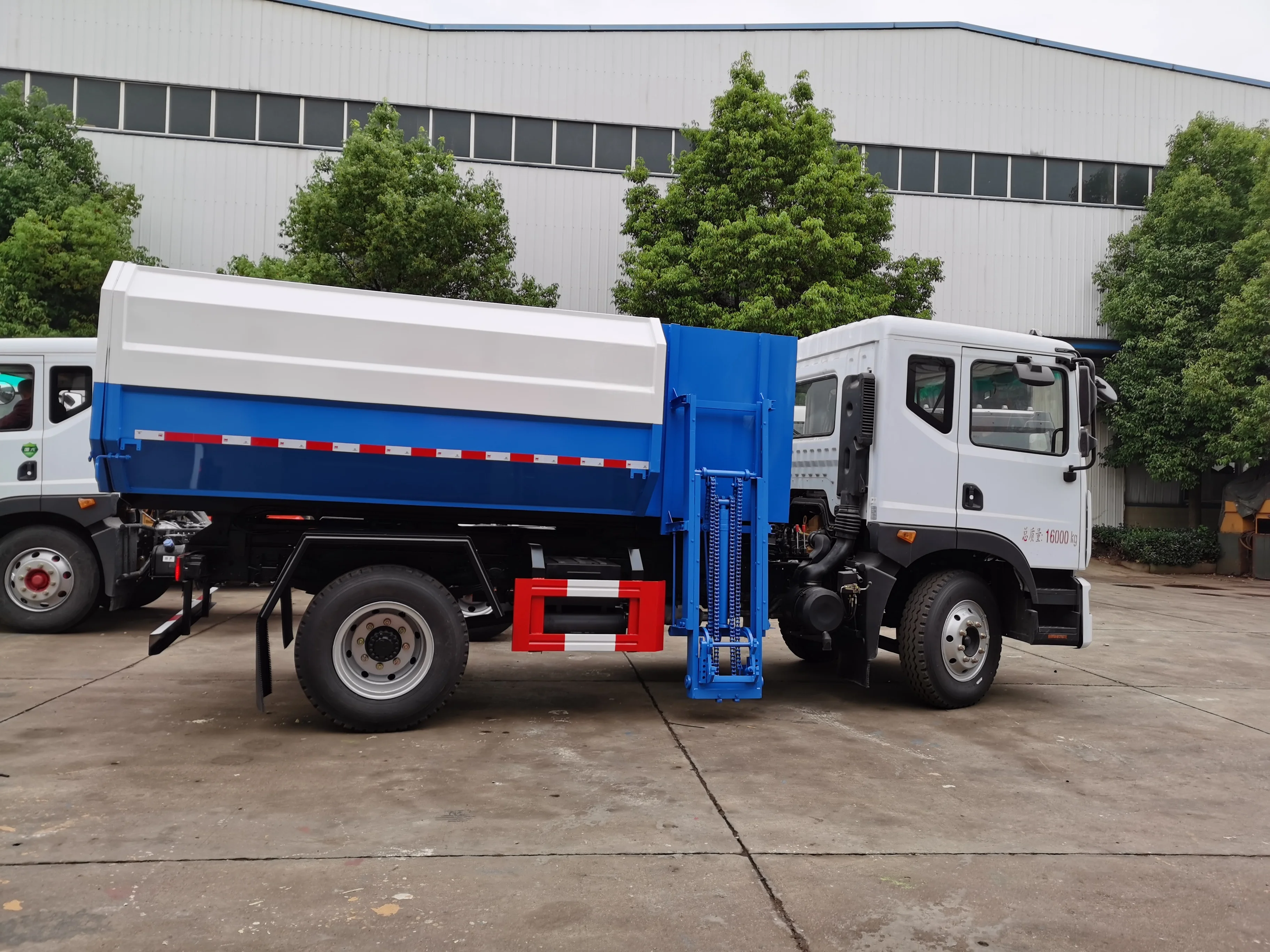 Dongfeng 12 кубических метров боковой подвесной ковш мусоровоз гидравлический мусороподъемник погрузчик Мусоровоз новый грузовик