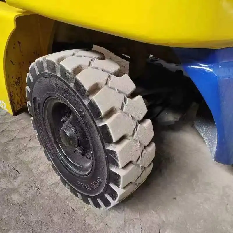 lifting height 4.5m KOMATSU fd30 fd30-14 used secondhand diesel forklift in good running condition