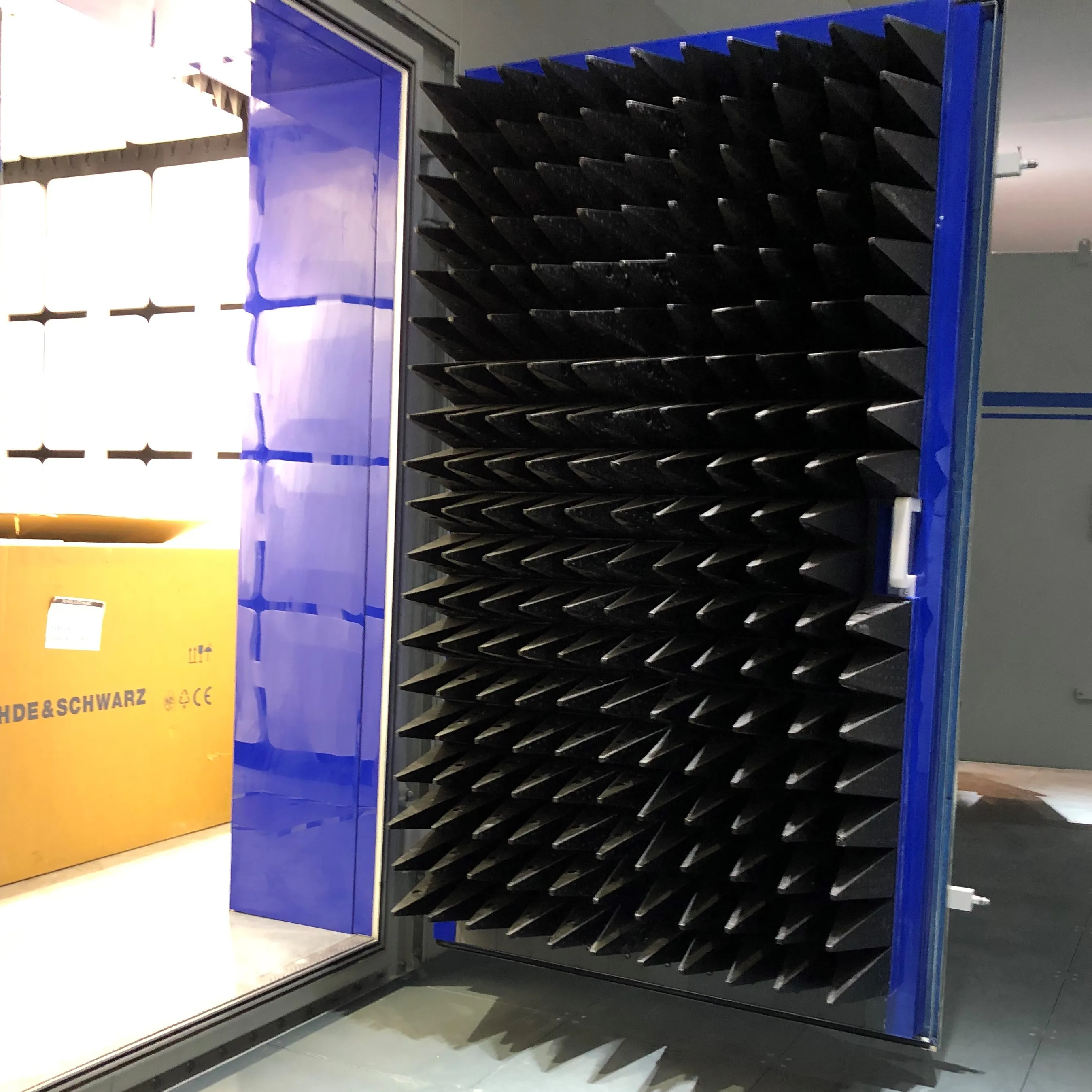 Hybrid EPP absorber materials for EMC Chamber from HMEMC