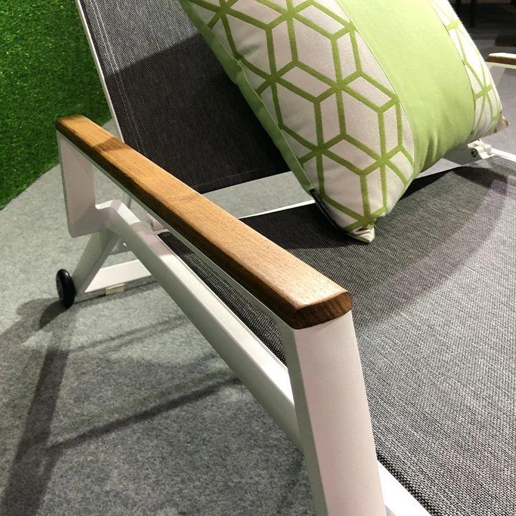 Durable Folding Aluminium Beach Sun Lounger Outdoor Beach Pool Folding Lounger Sunbed Outdoor