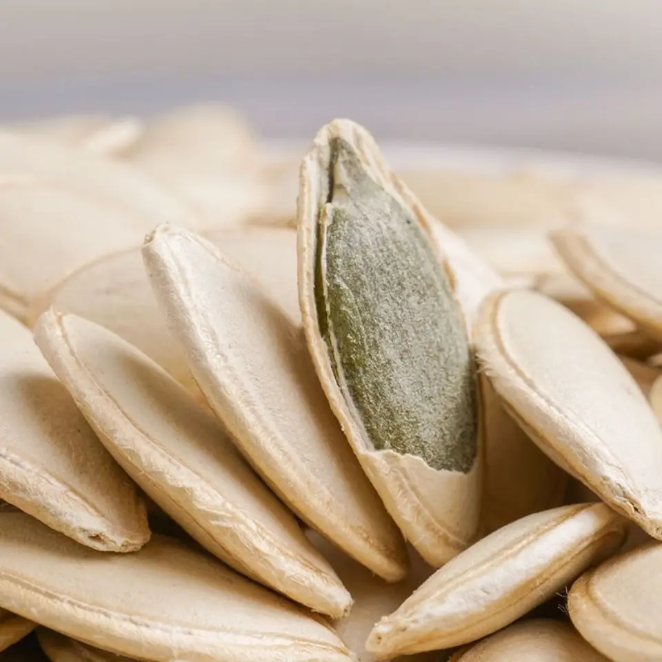 Сырые сырые семена тыквы новый запас дыни оптом очищенные белые средние ломтики