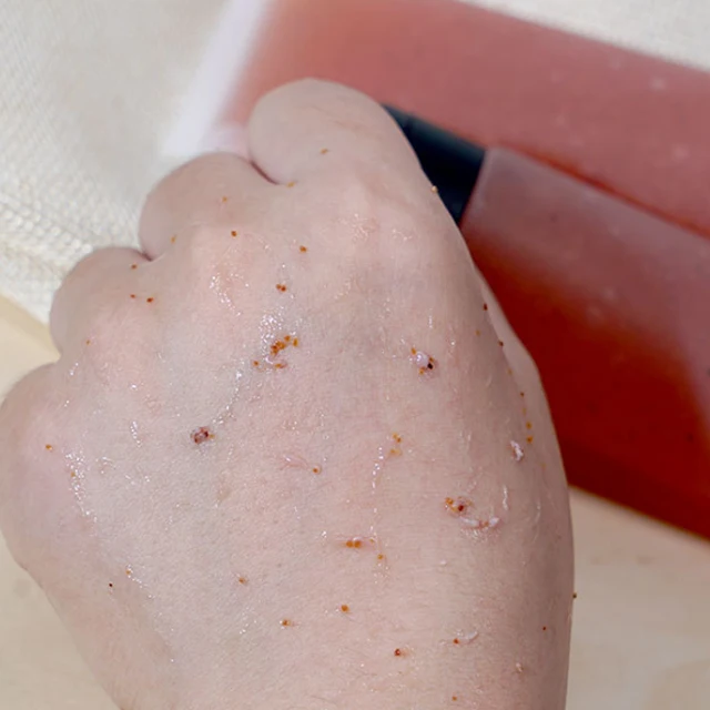 The best skin care manufacturer wholesale private label OEM skin whitening products effective body scurb