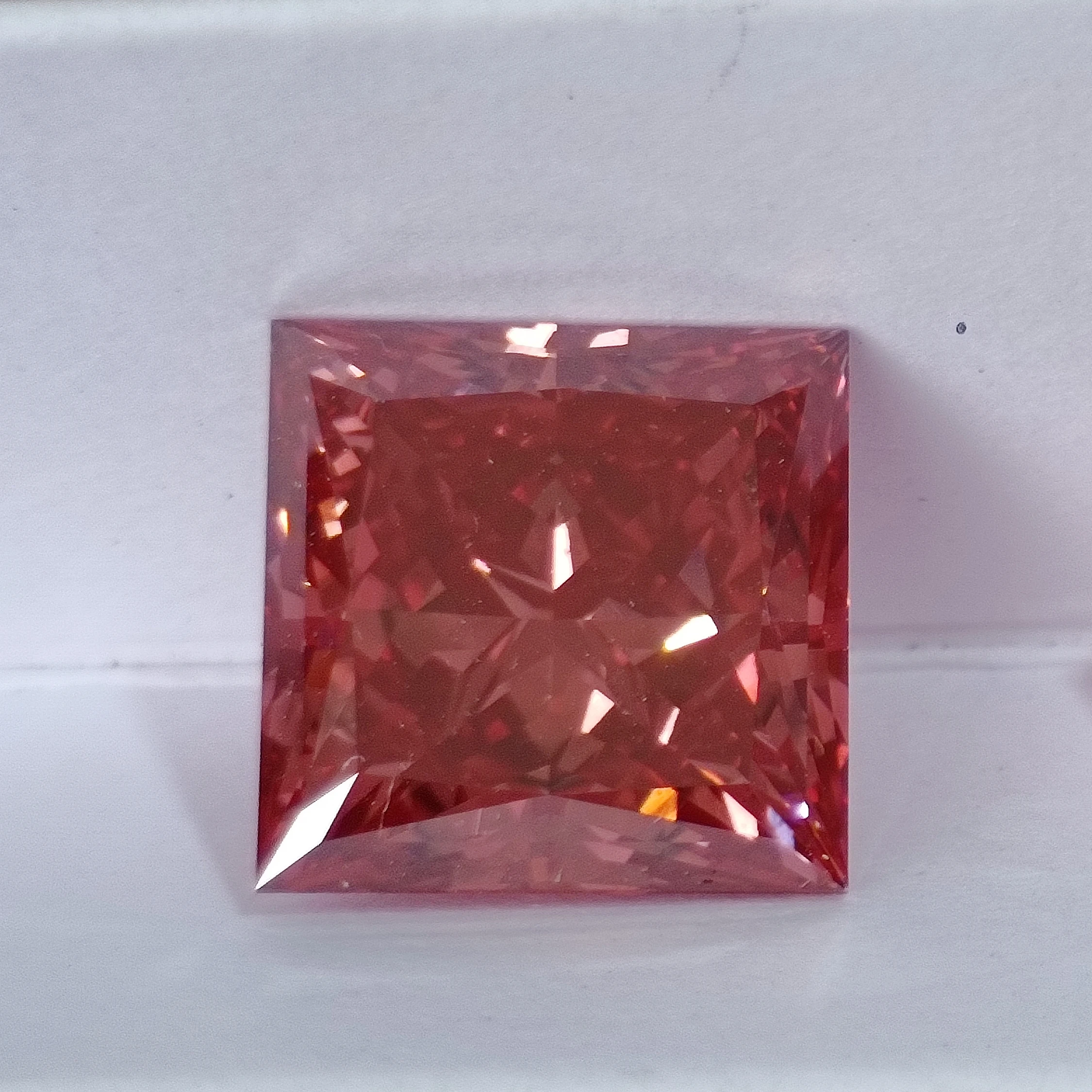 1-10carat HPHT Lab Grown IGI GIA NGTC Certified  Man Made Diamonds Red CVD Loose Lab Diamond Princess Cut Radiant Cut diamond