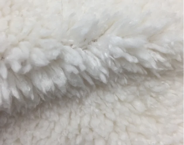 В наличии, 100% полиэстер, трикотажная окрашенная супер мягкая плюшевая ткань, бархатная ткань