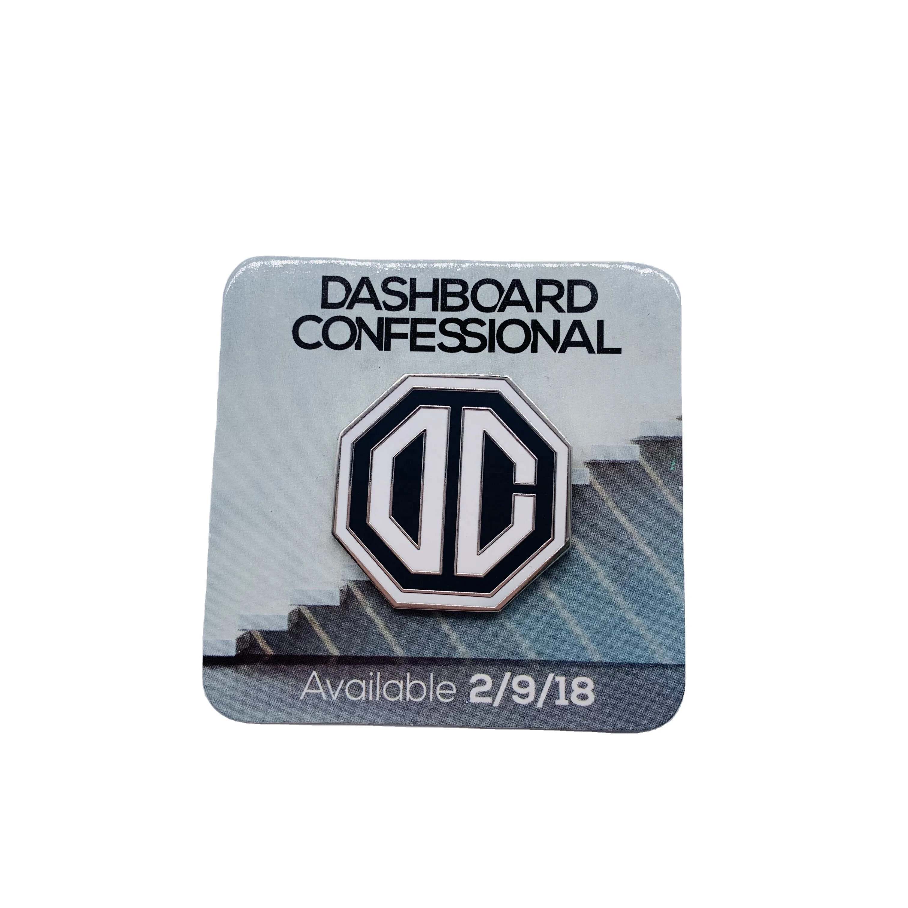 High quality metal pin with backing card packaged custom design metal enamel lapel pin badge