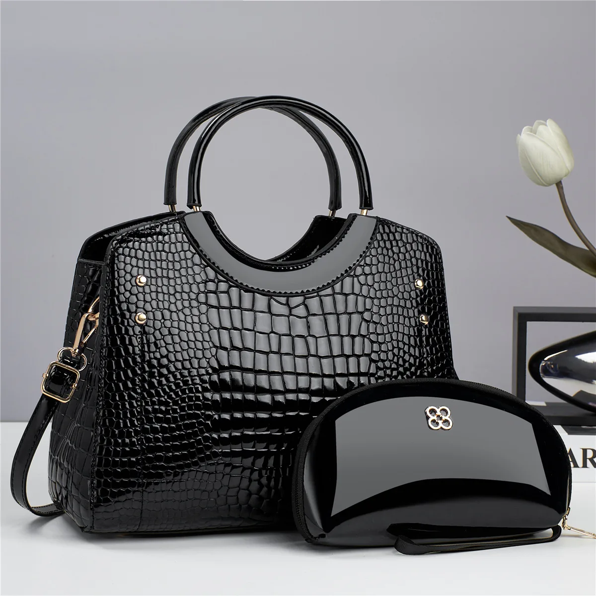 2023 Wholesale PU Luxury High Quality Material Design Shoulder Bag Large Capacity Handbag and Purses