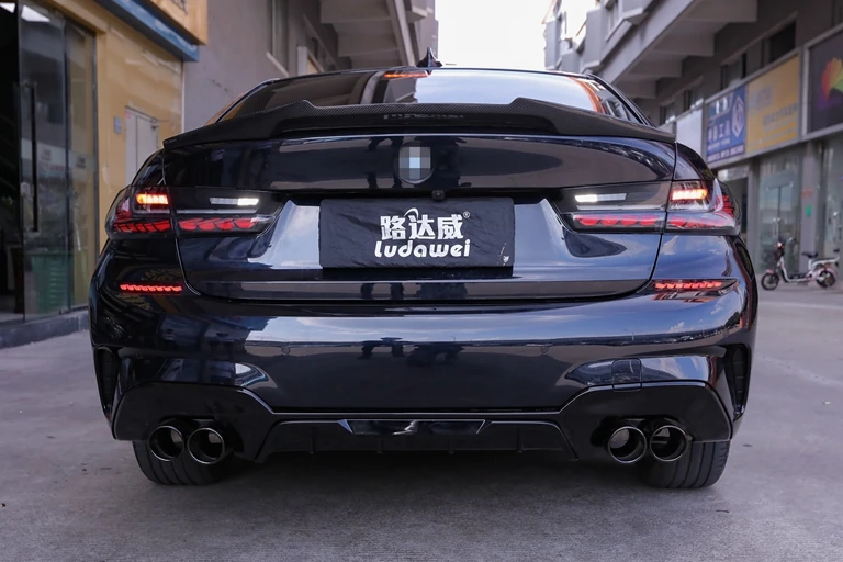 For BMW 3 Series G20 Dragon scale Rear bumper tail light  Rear Bumper Reflector 2019+