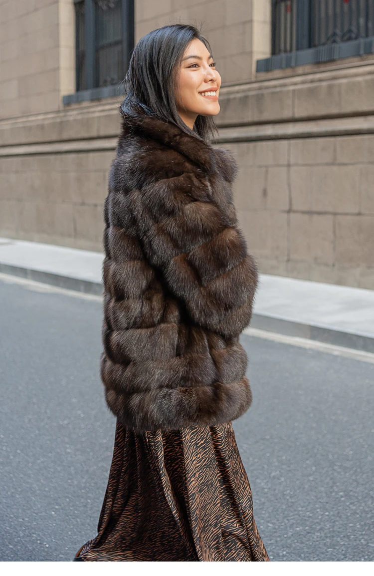 Competitive Price Fashion Fur Coat Suit Collar Classic Short Style Real Mink Sable Fur Coat For Women