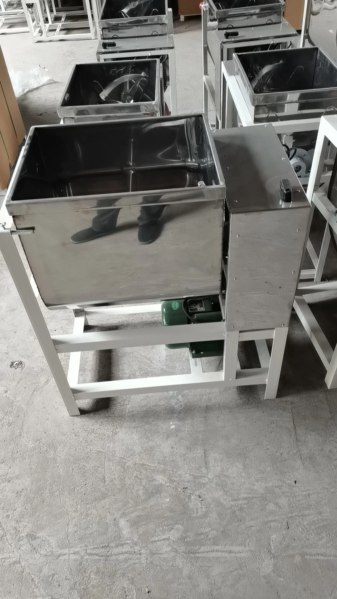 Commercial 25 Kg 80l Stand Pizza Pasta Spar Spiral Flour Kneading Mixing Machine Dough Mixer For Bakery