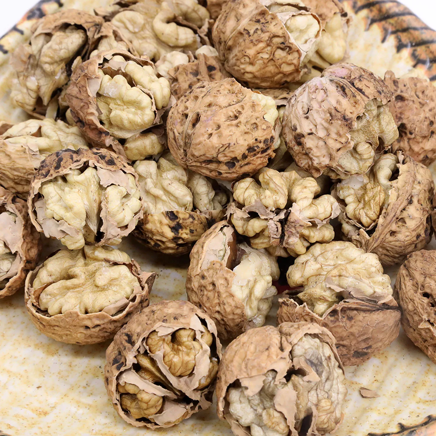 yunnan Light Color Thin Shell Walnuts In Shell For Sale