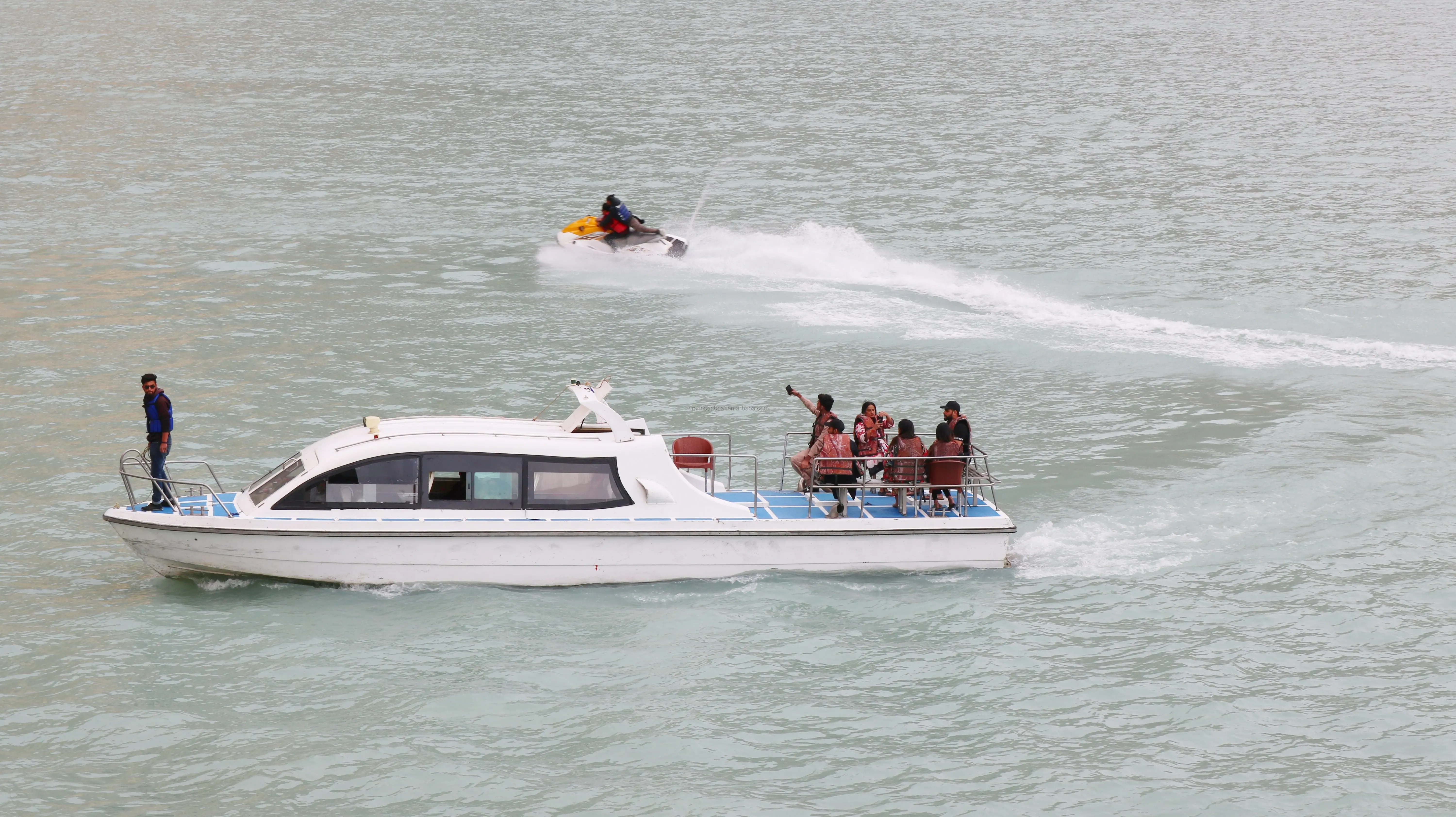 11.8m China Inboard  Engine Fiberglass 20 Passenger Boat