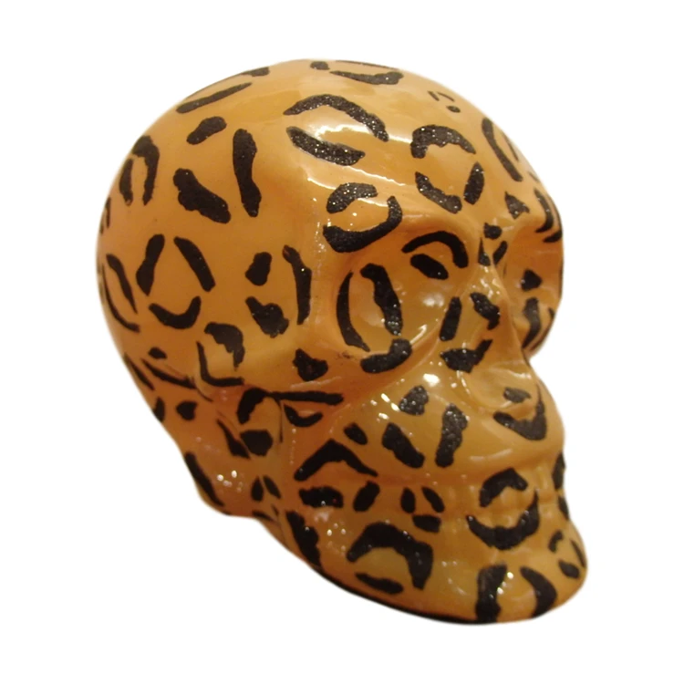 
2020 Western Halloween scary cranium decoration LED lighting realistic haunted house props 