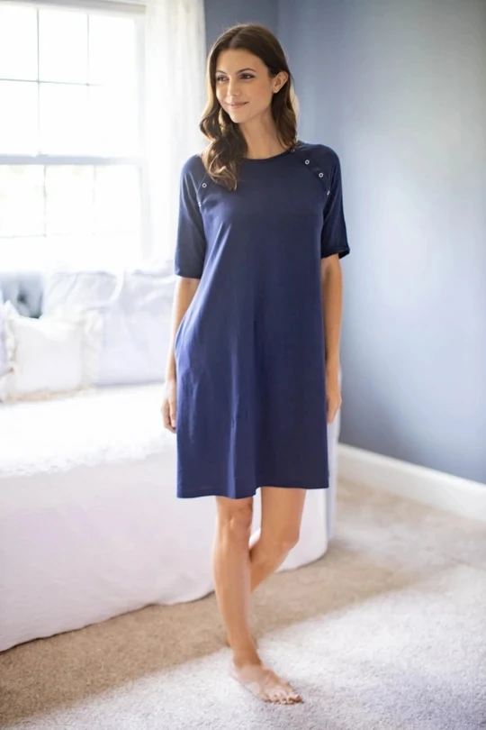 OEM Solid Color Health Care Full Buttons at Back Hospital Gown Uniform 100% Cotton Patient Gown