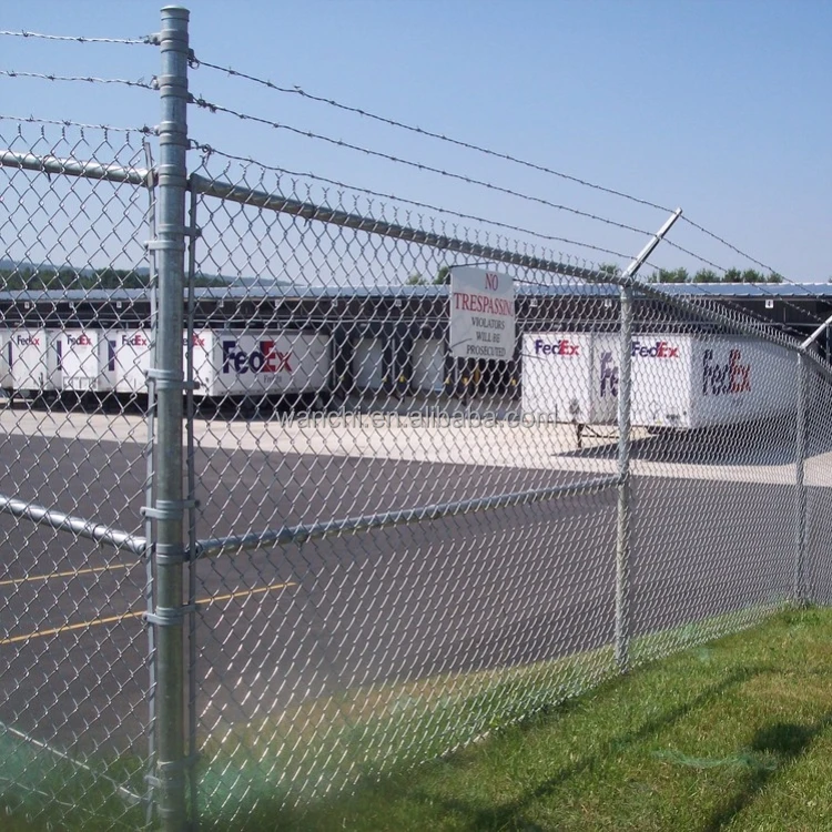 wholesale black PVC coated vinyl chain link fabric farm yard fence / 6ft 7ft 8ft galvanized diamond cyclone wire fencing roll