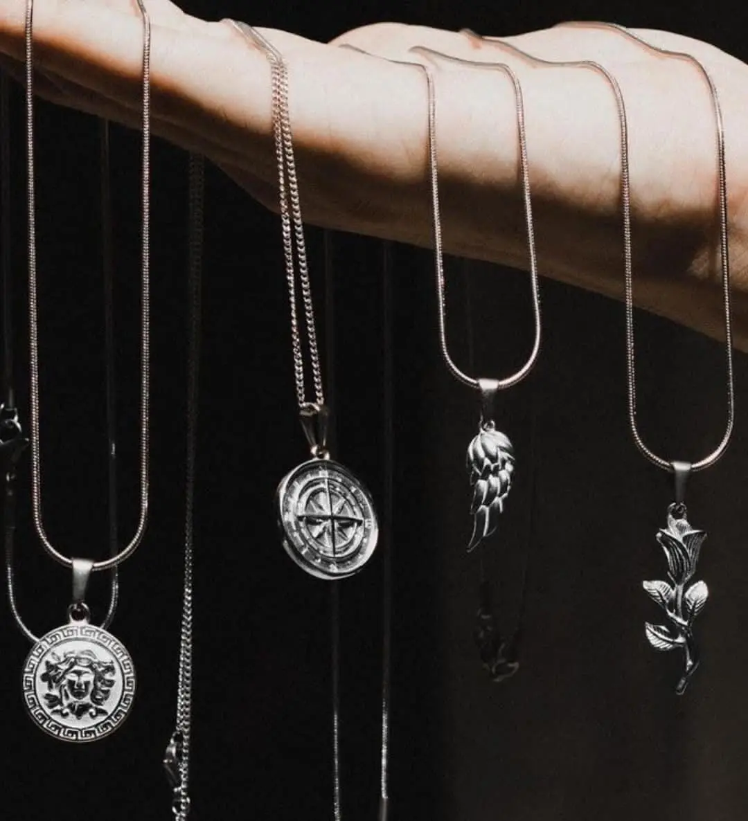 Hot Selling Products Vitruvian Man Pendant Mens 18k Gold Plated Medusa Coin Stainless Steel Vintage Judah Lion Pendant Necklace