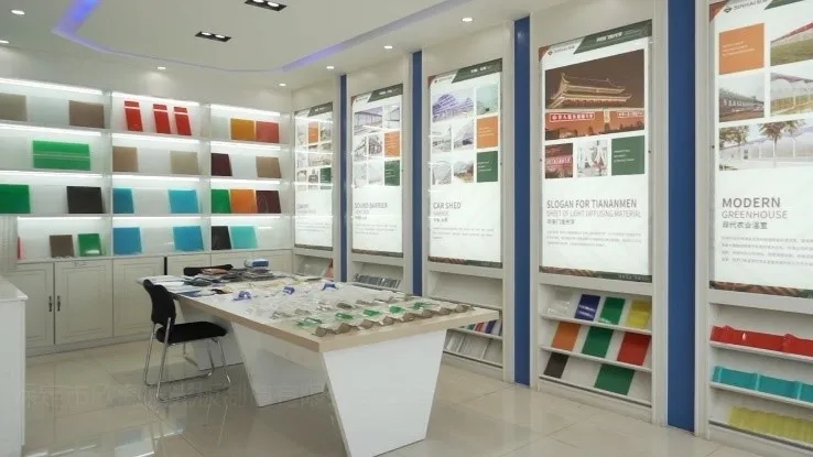 2.8mm diamond embossed wave polycarbonate corrugated clear roofing pc plastic polycarbonate tiles