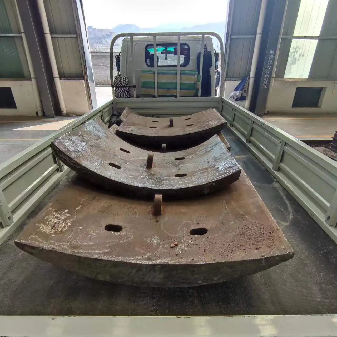 ASTM A532 Customized High Quality Wear Liners