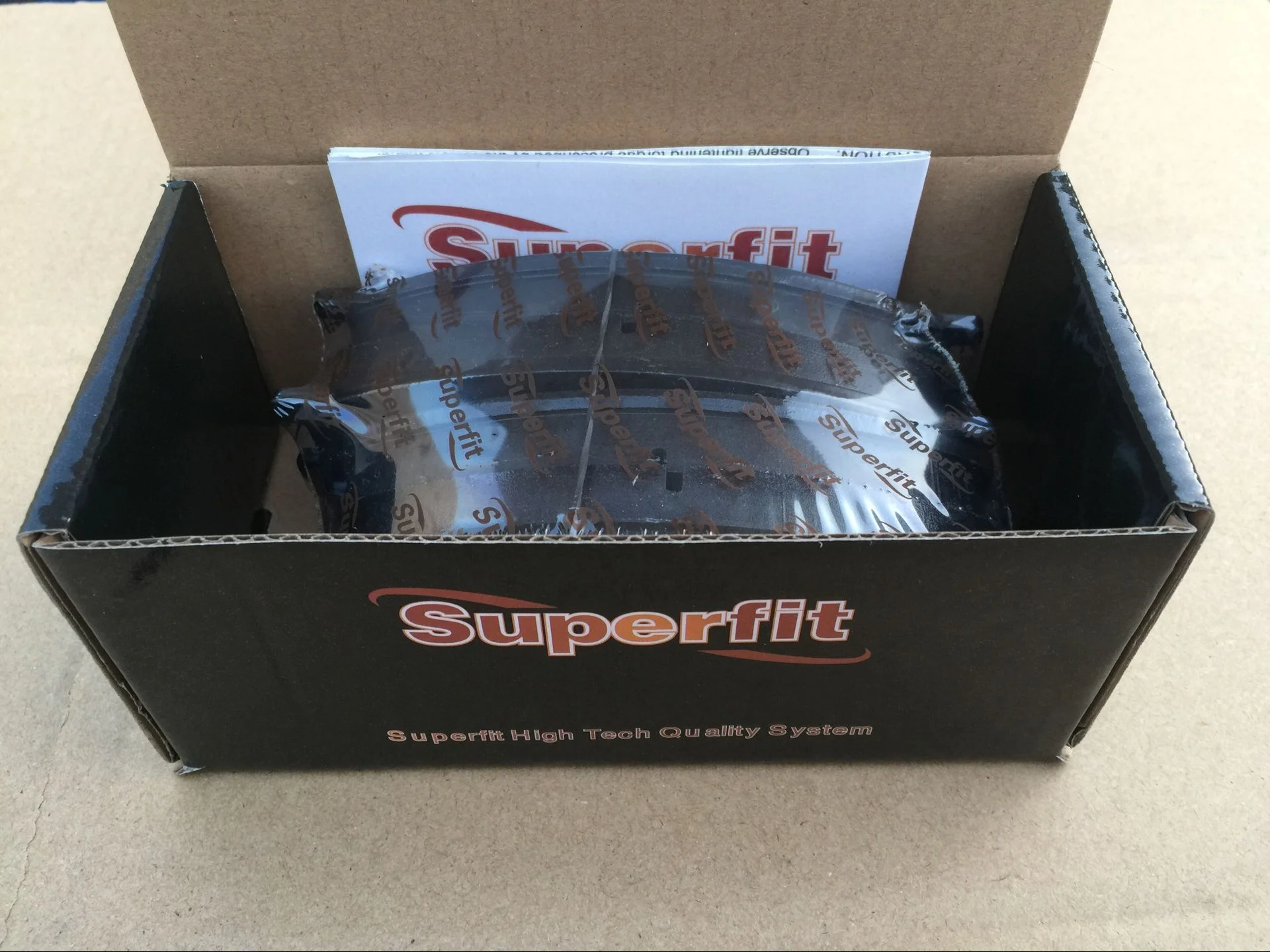  Зажимы для тормозных колодок D2018 автомобильные тормозные колодки изготовленные в Китае 04465-22070 MD2018