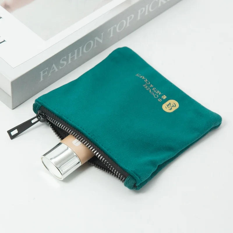 Wholesale Custom Velvet New Cosmetic Products Zipper Travel Cosmetic Bags Zipper Packaging Pouches