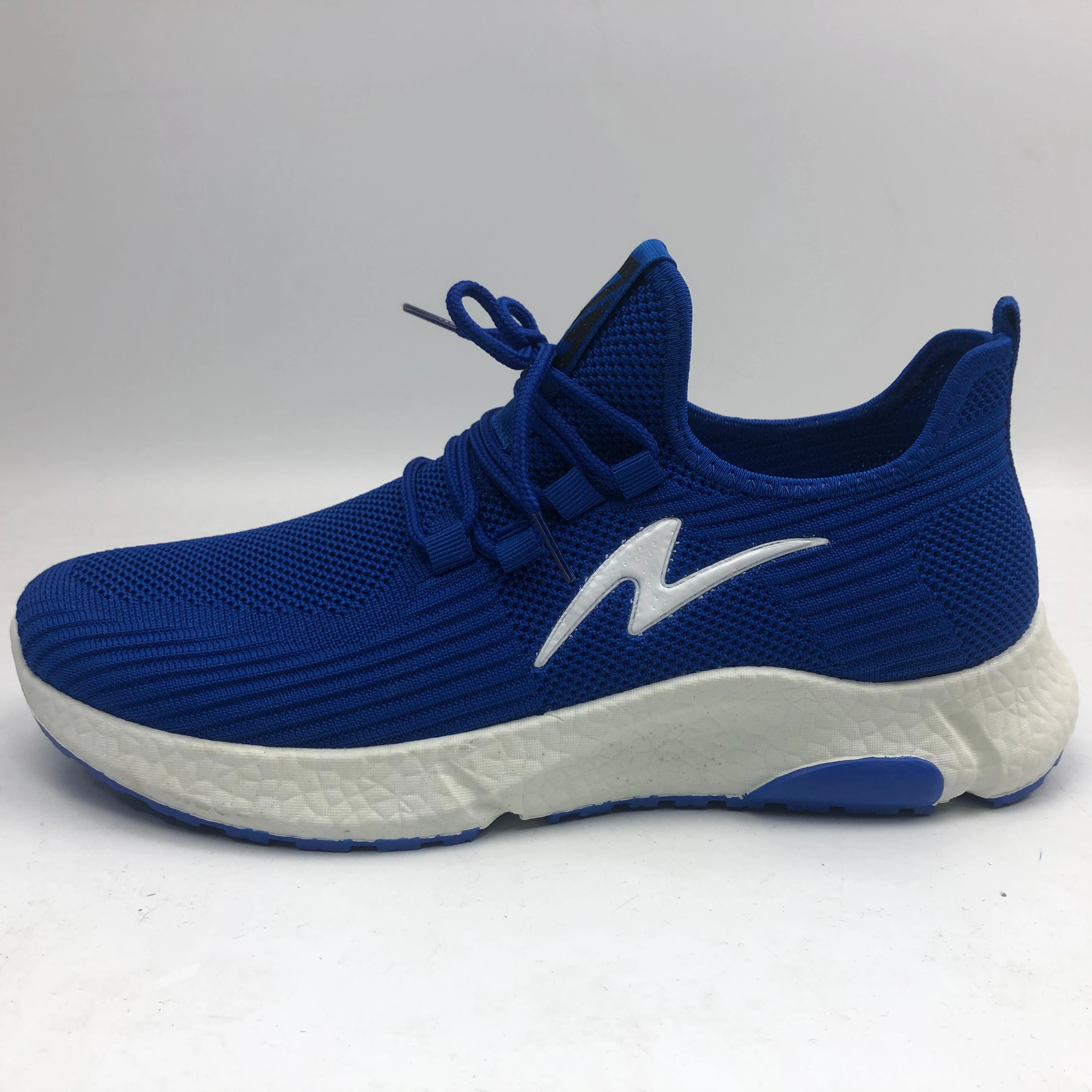 
2012 Running Soft Outdoor Breathable Fashion Sneakers Basketball Shoes Men Sports Gym Fitness Indoor Shoes 