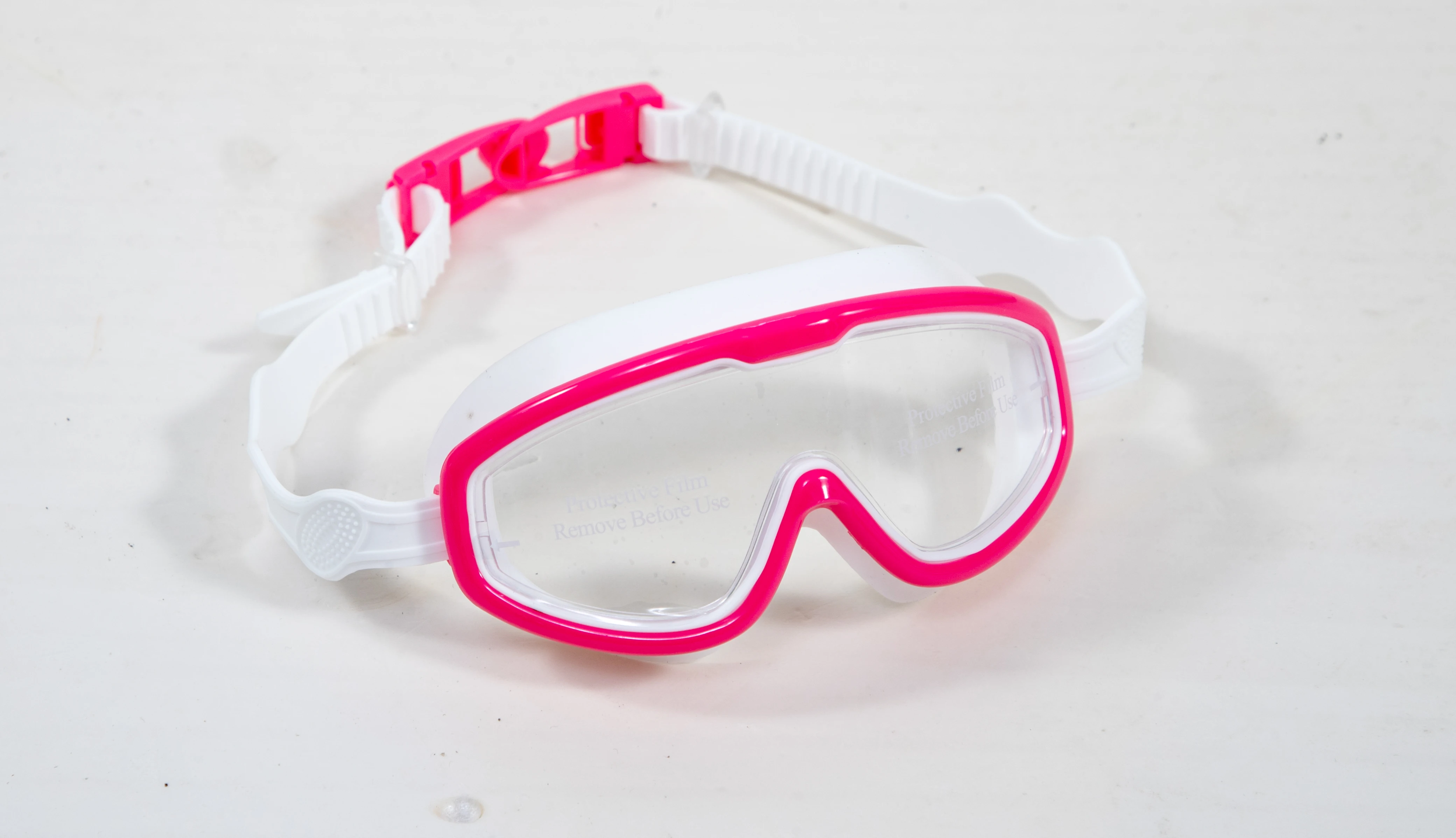 Factory Wholesale HD Transparent Swimming Goggles for Men and Women Waterproof Anti-Fog Swim Glasses