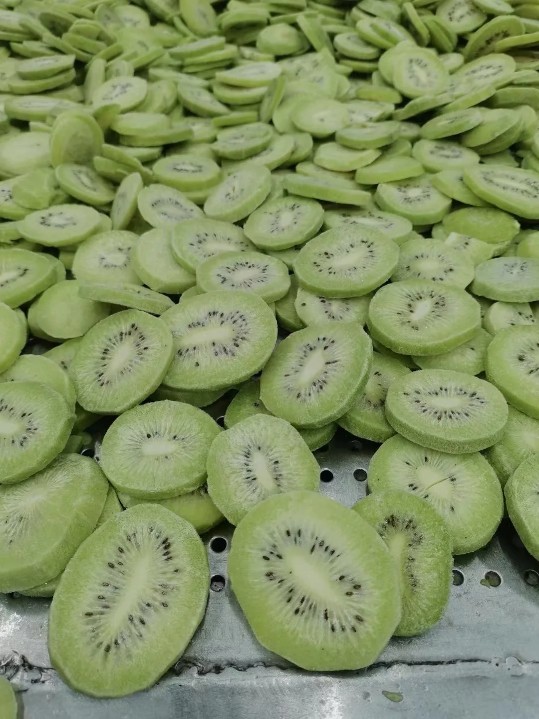 Manufacturer  Freeze Dried Kiwi Fruits  Fruits Crisp Snacks Frozen Kiwi Slices