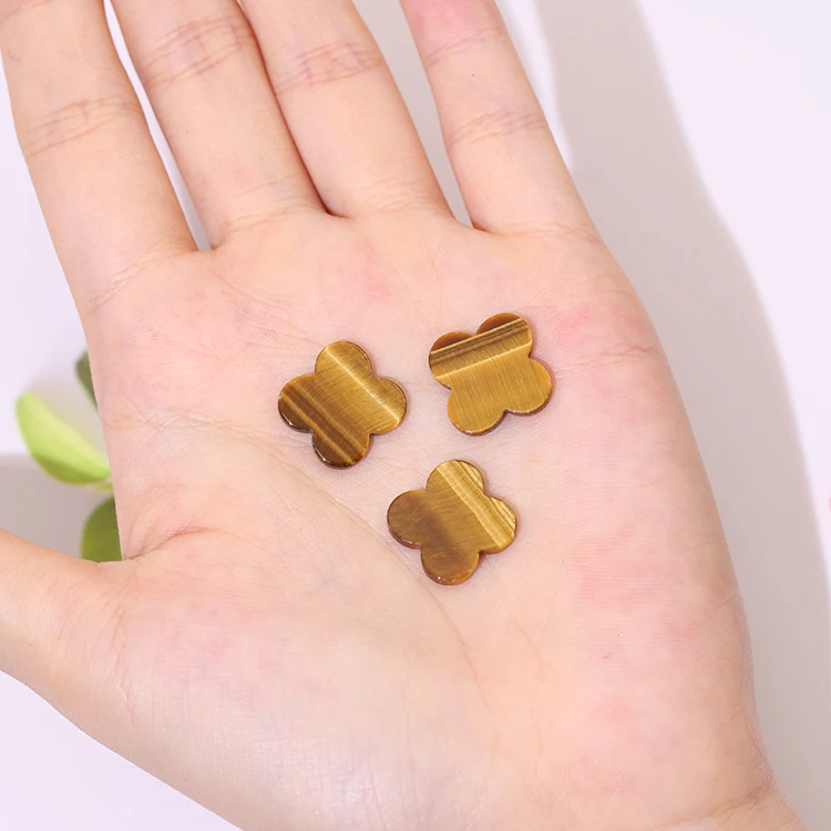 Hot Sale Natural Gemstone Tiger Eye Four Leaf Clover Stone Lucky Brown Tiger Eye For Bracelet Jewelry