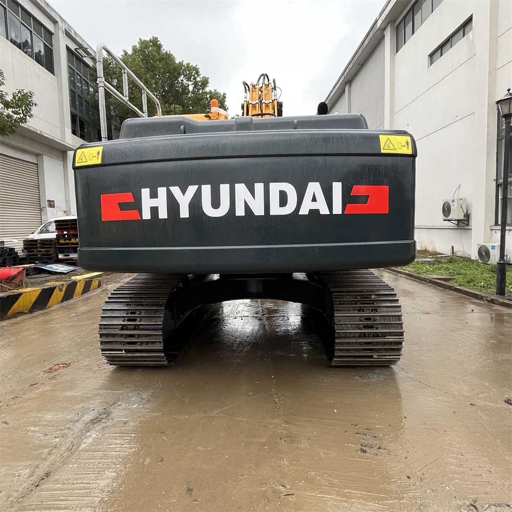 Used South Korea HYUNDAI220 HYUNDAI R220-9S for sale in Shanghai with good quality hyundai210 220 215 Hyundai 220LC-9S