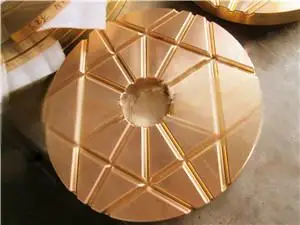 Поршневые износостойкие костюмы конусная дробилка Sandvikk