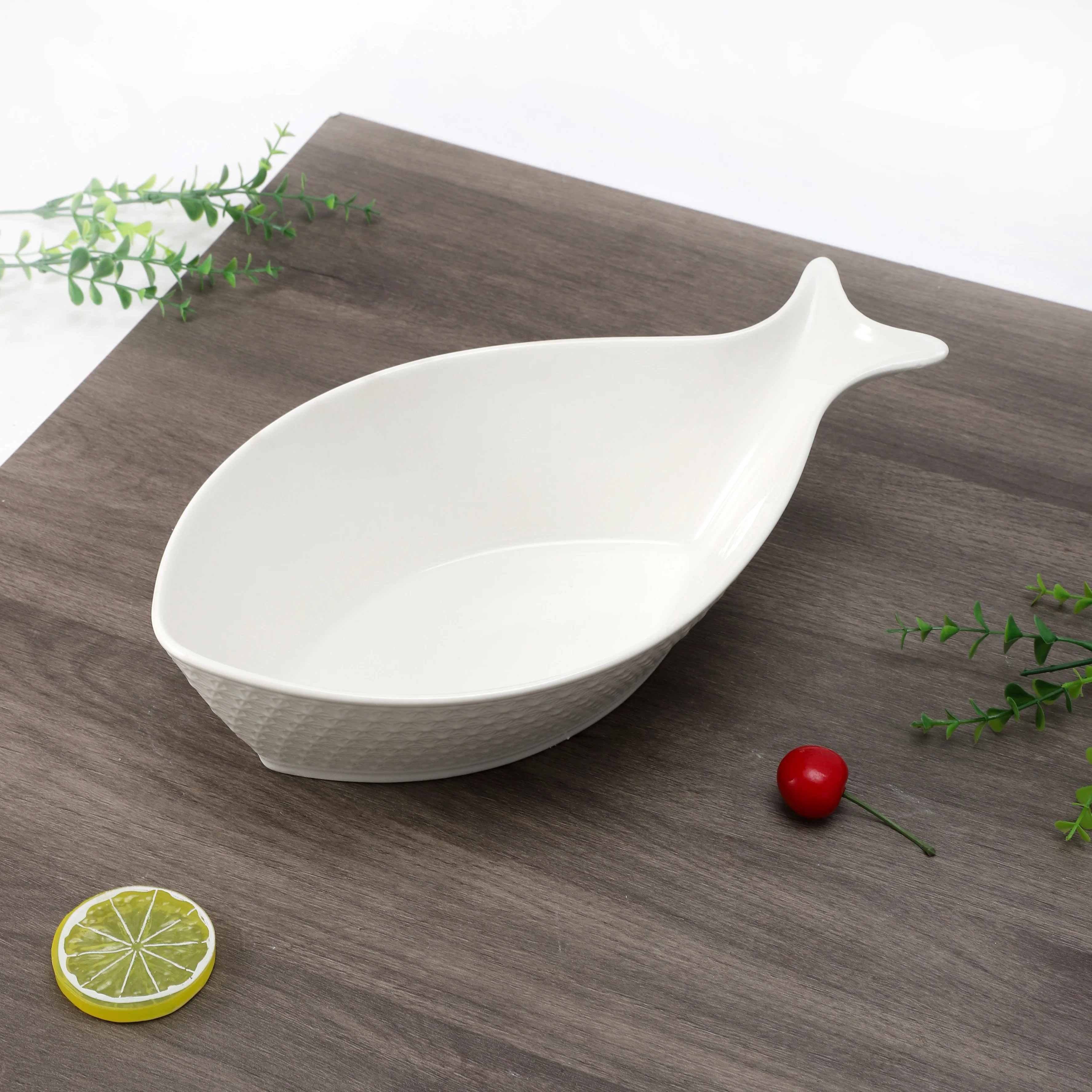 Fish-shaped soy sauce dipping bowls multipurpose small seasoning sauce dishes food snack serving dishes dinnerware sets
