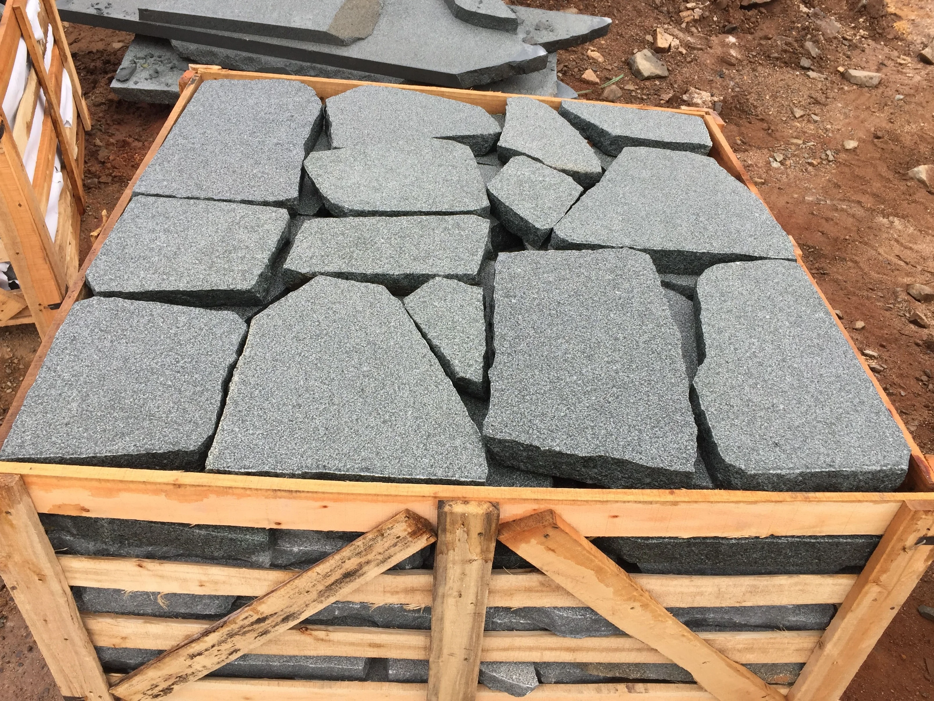 SHIHUI Wholesale Grey G612 Granite Floor Natural Stone Irregular Loose Crazy Paving Patio Pavers Flagstone Granite Tiles Slab