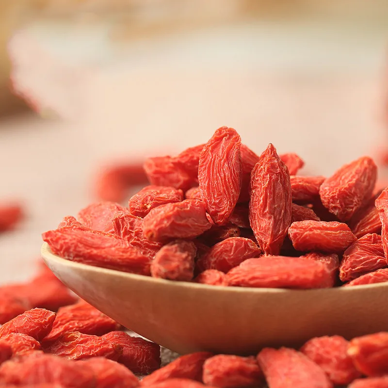 Hot Sale Chinese Herbal Tea Dried Goji Berry Multiple Sizes Chinese Red Wolfberry Hot Sale Organic Goji Berries